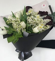 Букет " Апрельская нежность" из тюльпан и сирени 