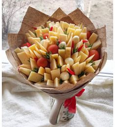 Букет из сыра "Сырное чудо"