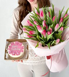 Сет "Бенто S и 25 тюльпанов"