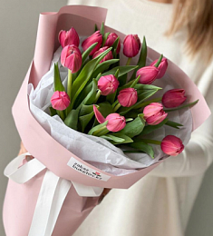 Букет "Avianna" (М) из тюльпанов