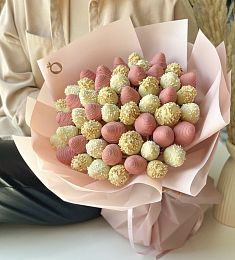 Клубничный букет "Зефирка"