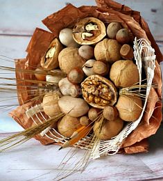 Букет из орехов "Фергана"