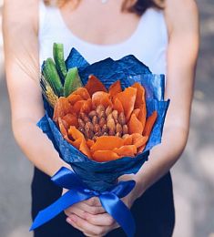 Букеты из сухофруктов и орехов «Подсолнух»